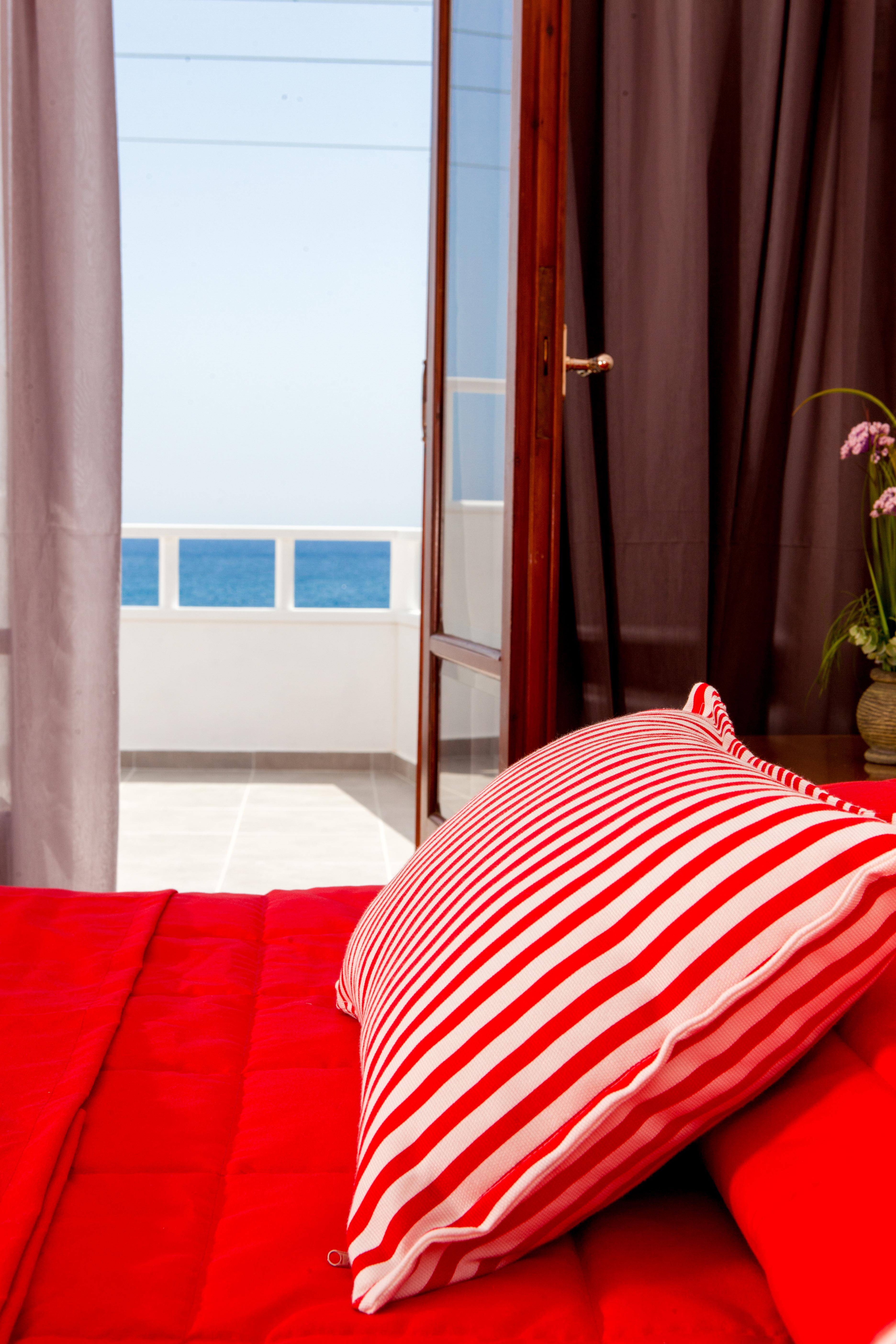 Irini'S Rooms Fteoura Kamári Екстериор снимка