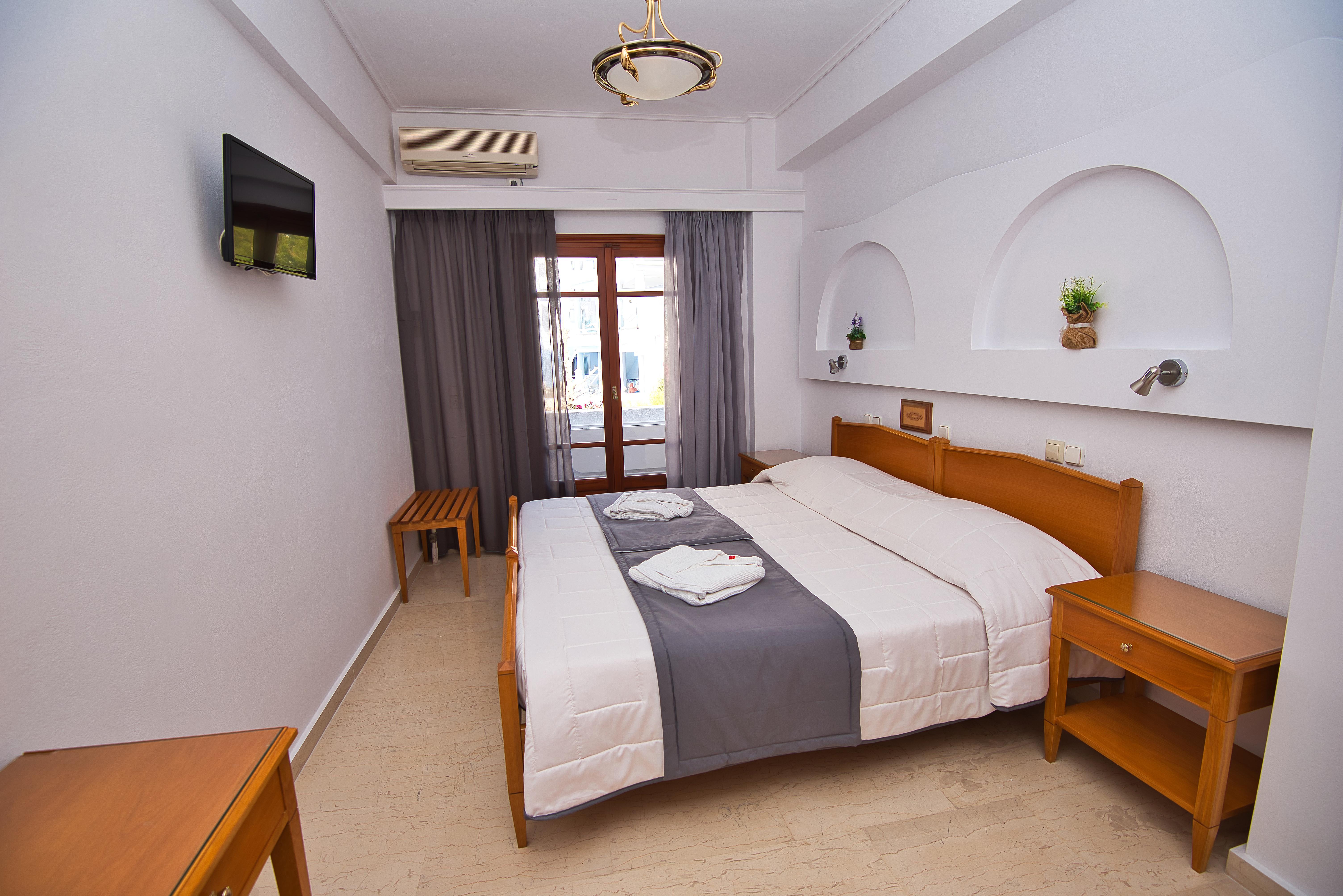 Irini'S Rooms Fteoura Kamári Екстериор снимка