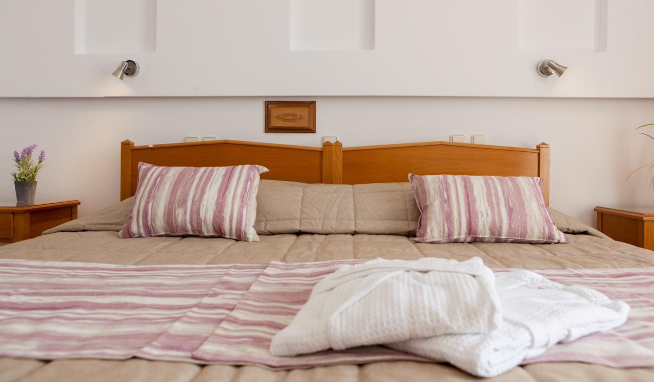Irini'S Rooms Fteoura Kamári Екстериор снимка