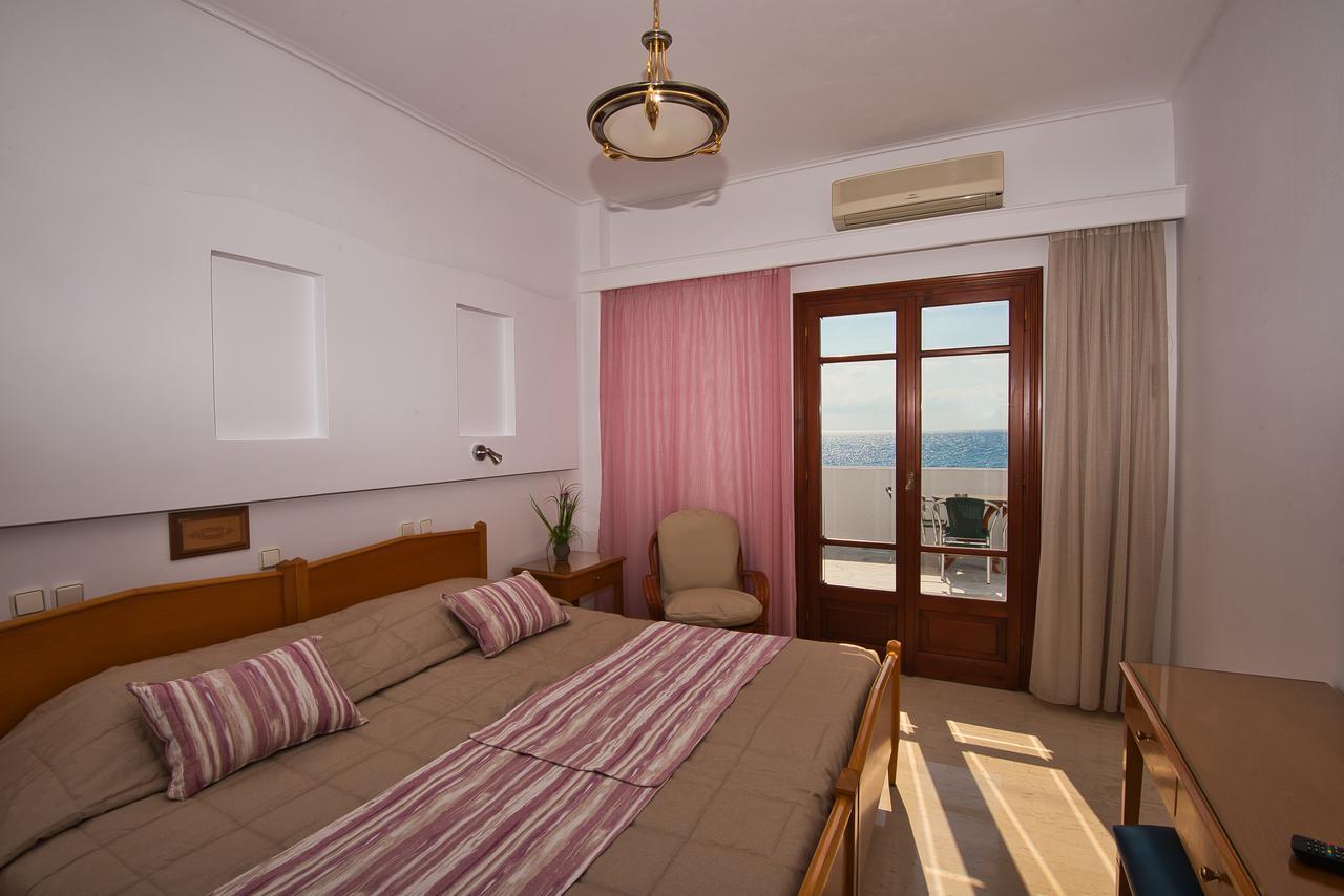 Irini'S Rooms Fteoura Kamári Екстериор снимка