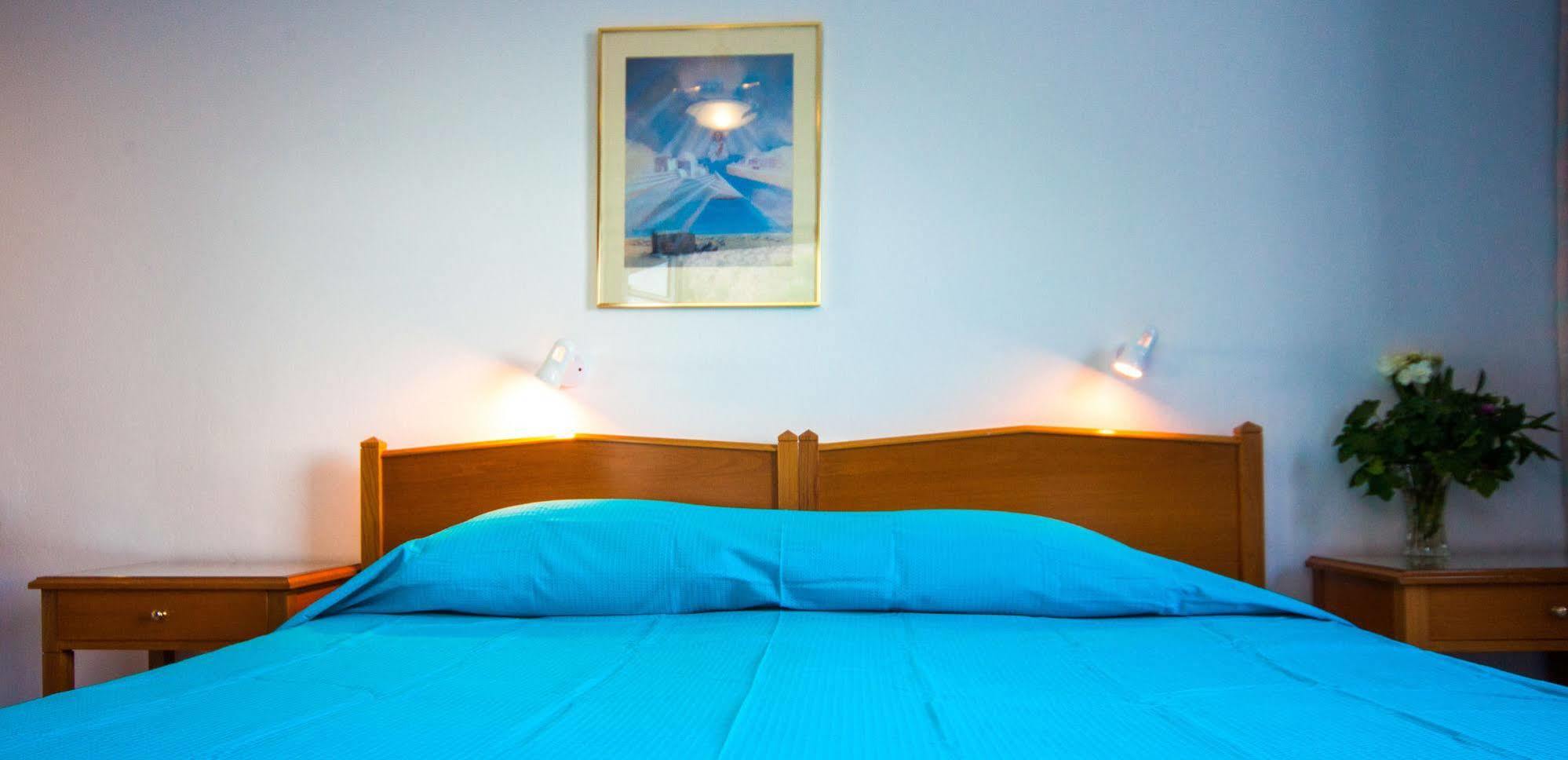 Irini'S Rooms Fteoura Kamári Екстериор снимка