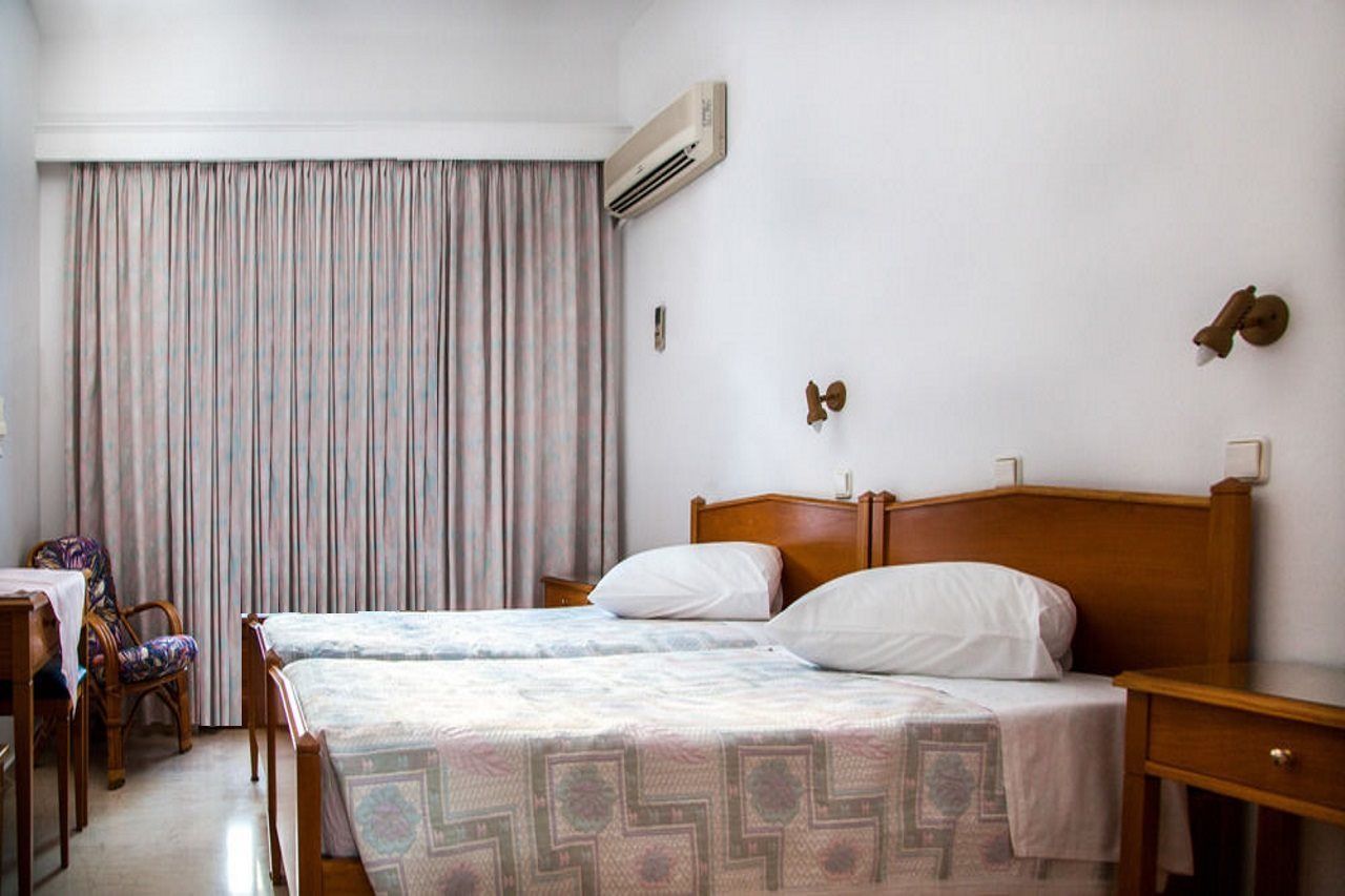 Irini'S Rooms Fteoura Kamári Екстериор снимка